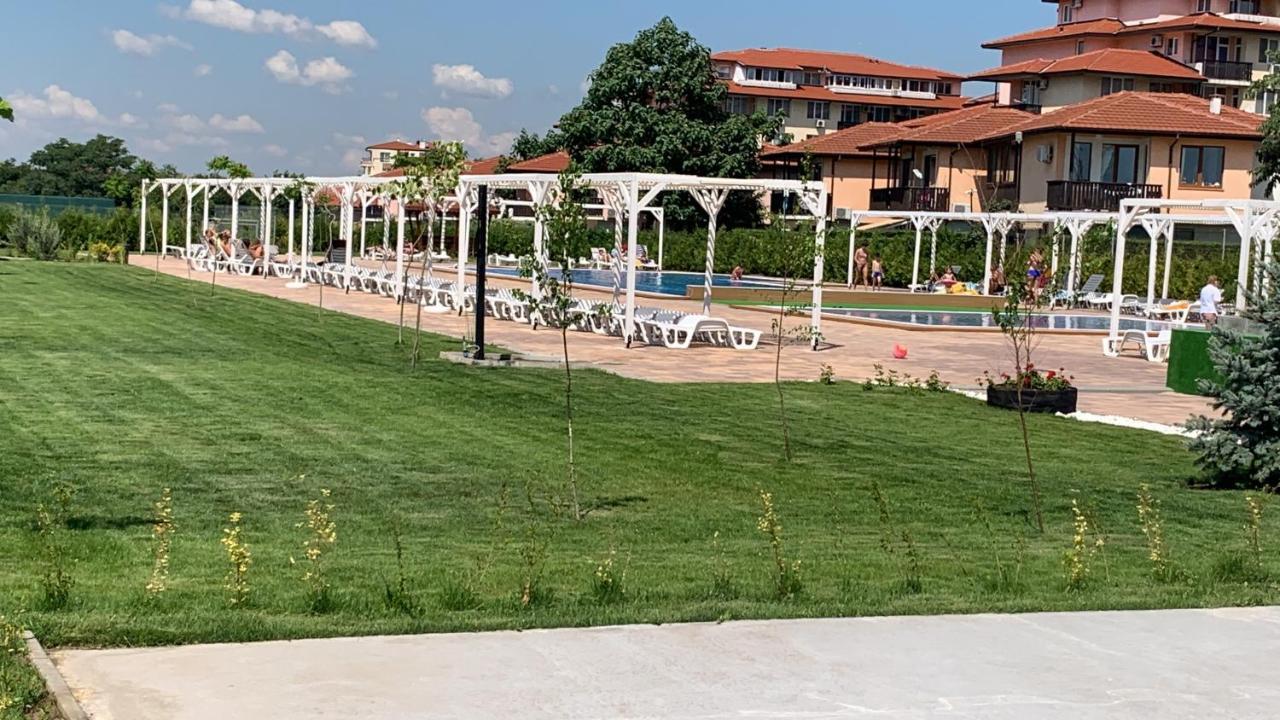 Apartcomplex Chateau Aheloy Dış mekan fotoğraf