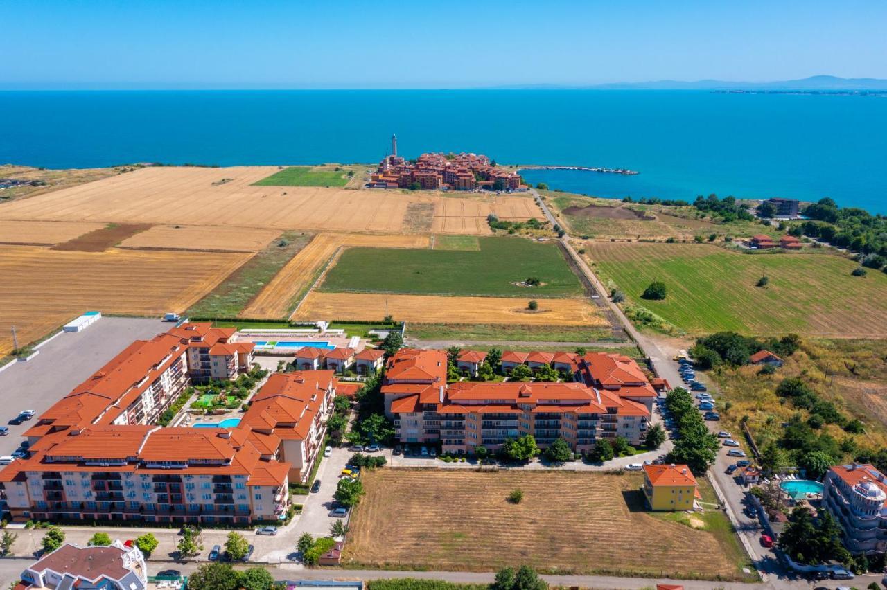 Apartcomplex Chateau Aheloy Dış mekan fotoğraf