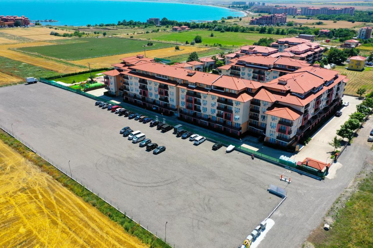 Apartcomplex Chateau Aheloy Dış mekan fotoğraf