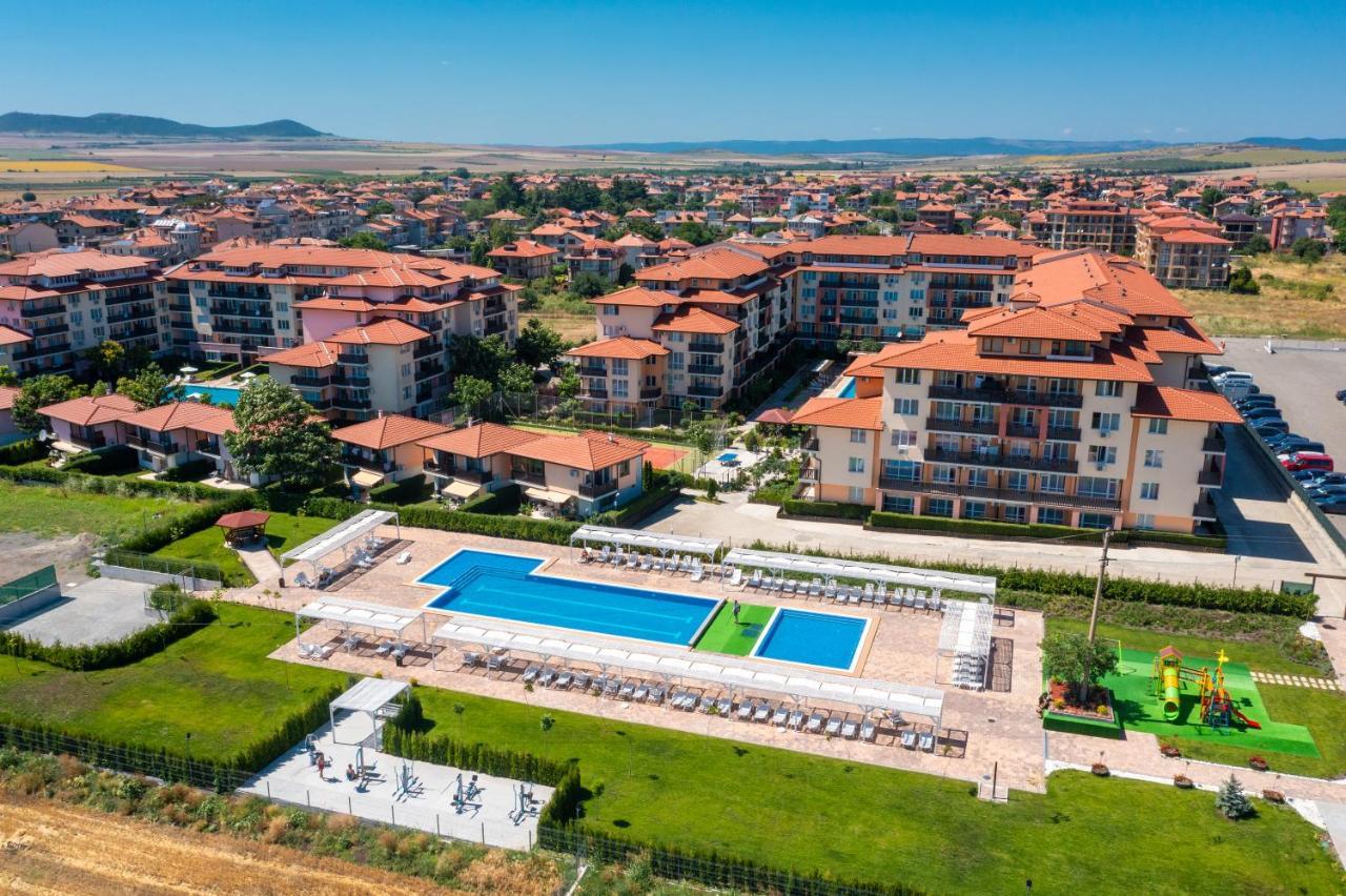 Apartcomplex Chateau Aheloy Dış mekan fotoğraf