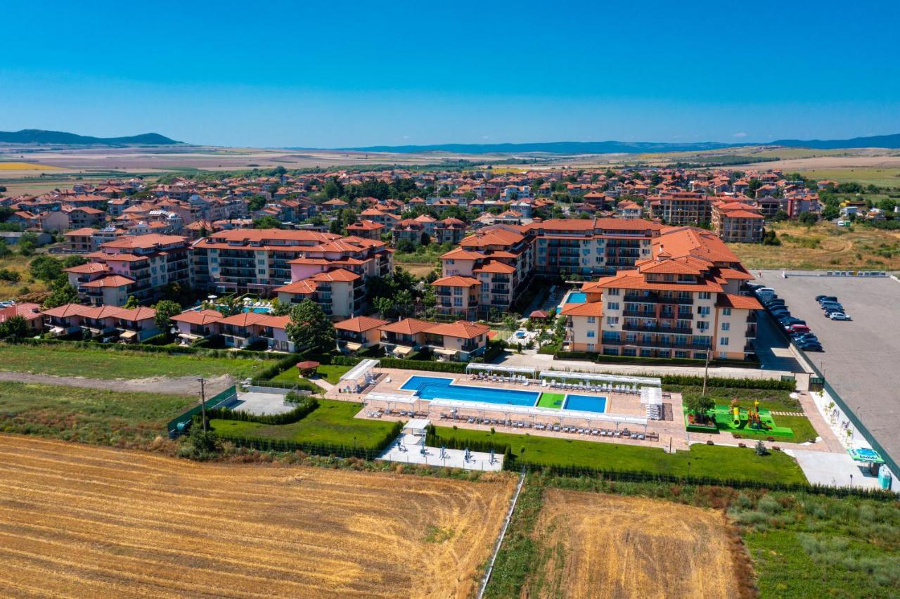 Apartcomplex Chateau Aheloy Dış mekan fotoğraf