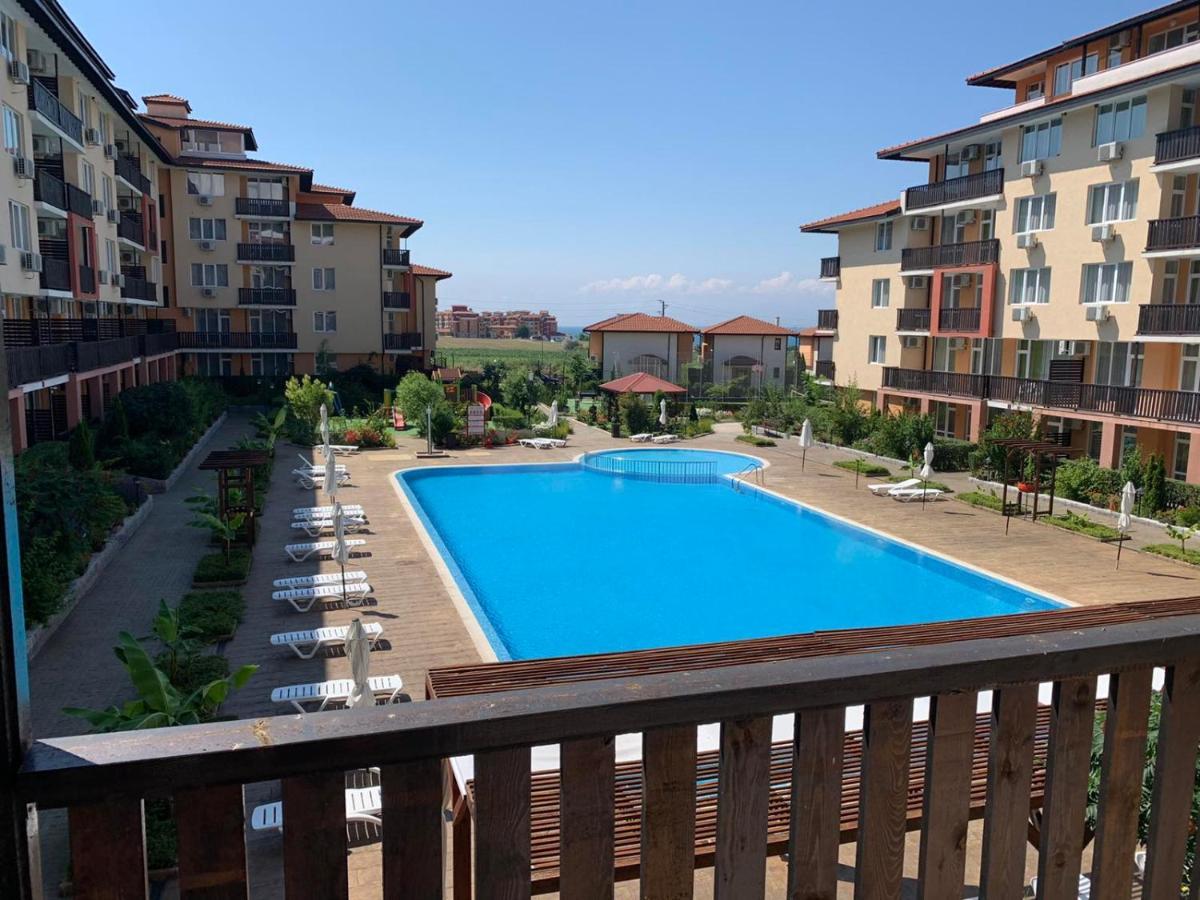 Apartcomplex Chateau Aheloy Dış mekan fotoğraf