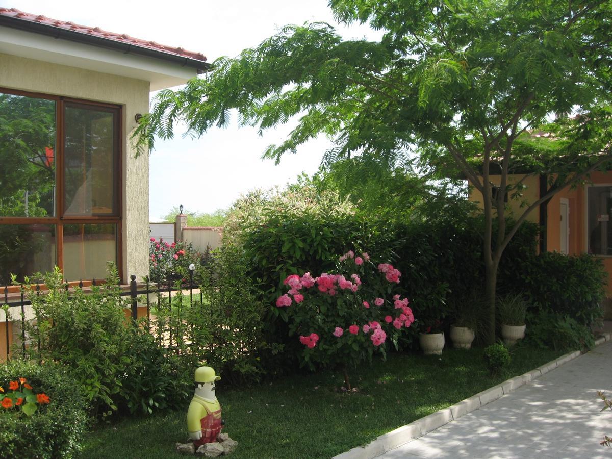 Apartcomplex Chateau Aheloy Dış mekan fotoğraf