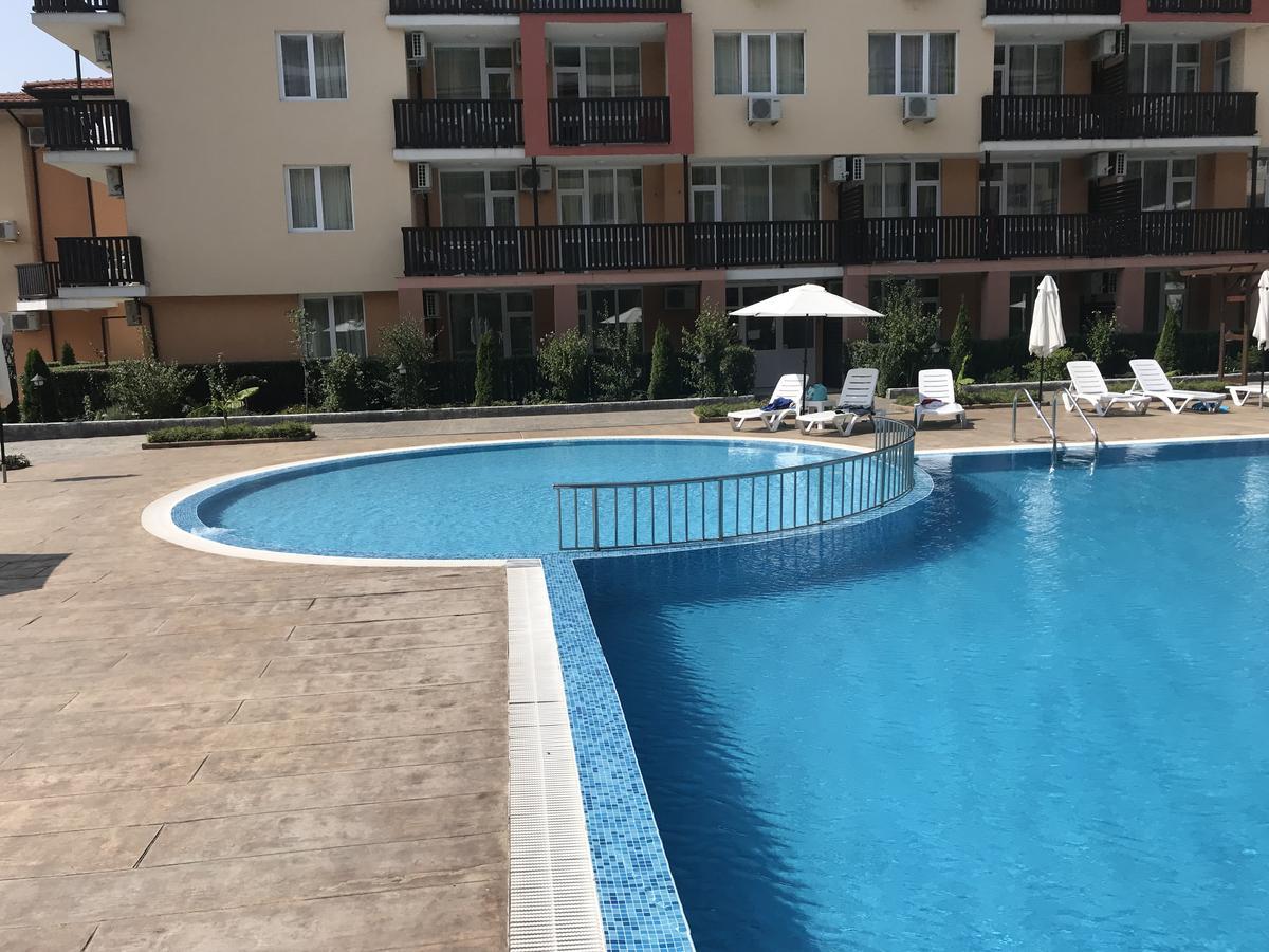 Apartcomplex Chateau Aheloy Dış mekan fotoğraf
