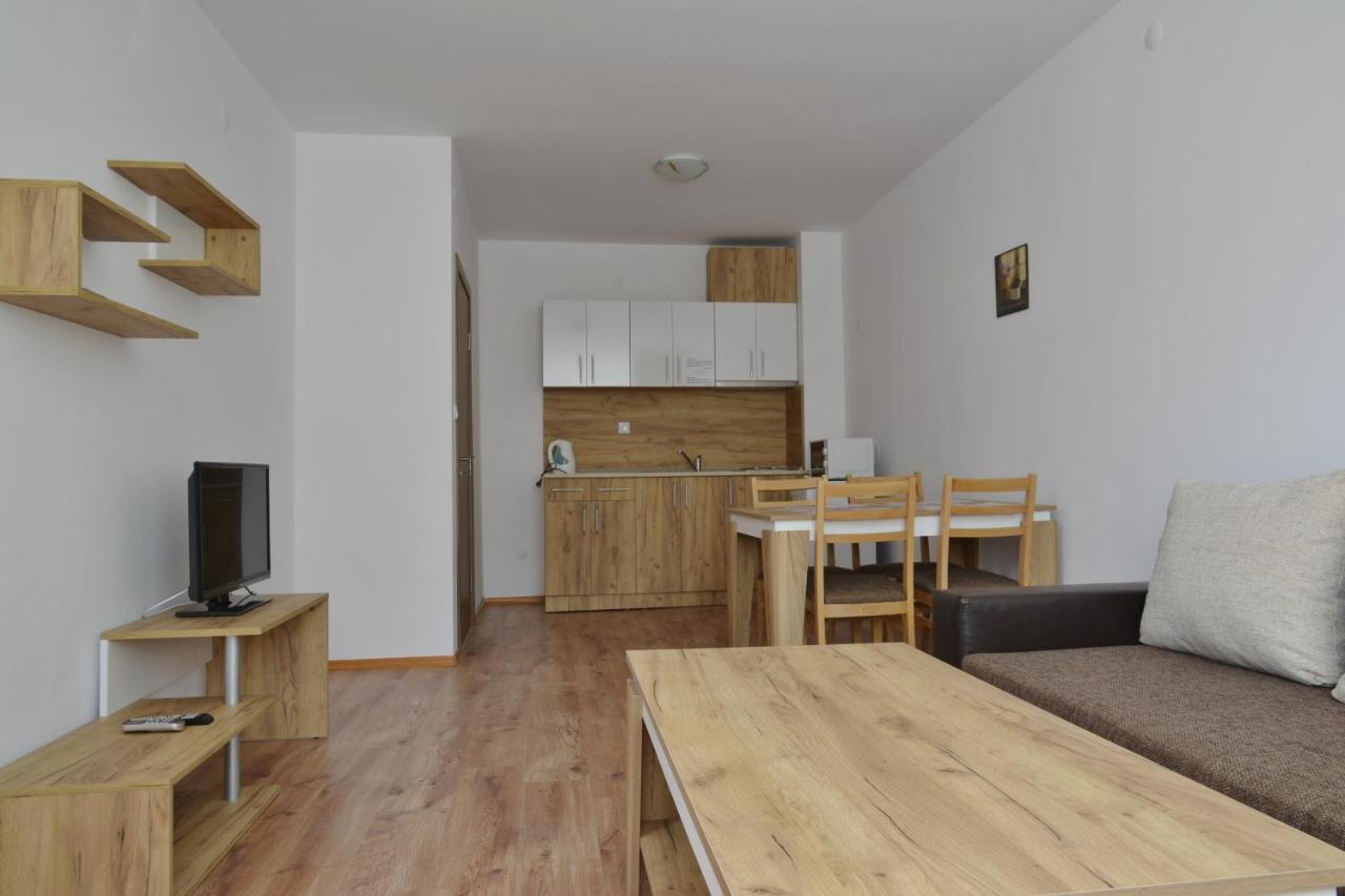 Apartcomplex Chateau Aheloy Dış mekan fotoğraf